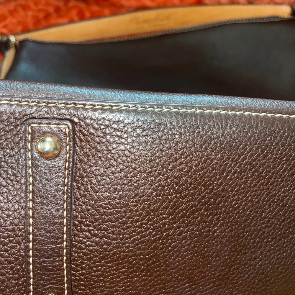 Dooney and Bourke North South Sac - Dillen Collection